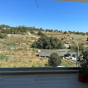 https://cr-apartments.hotelssaintjulians.com