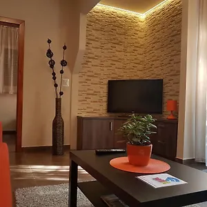 Mgtels - With Private Parking , Budapest Magyarország