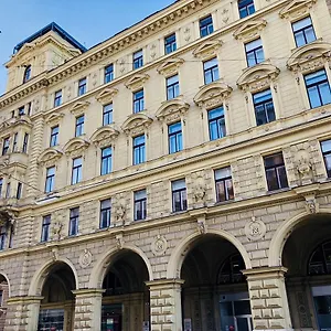  Apartamento Kh Universitaet