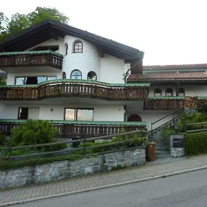 https://haus-am-kalvarienberg-tannach.com-bavaria.com