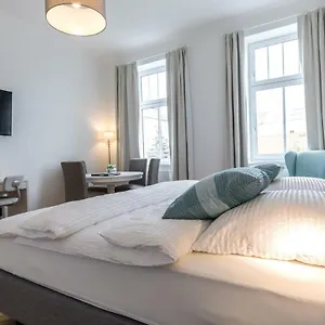 Easy 15 Contactless Check In Apartman