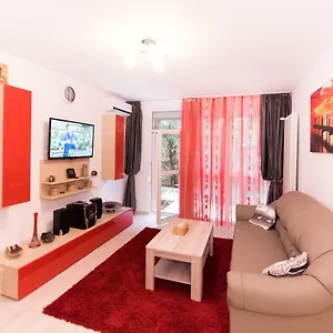 https://red-apartment.bucharesthotelsnow.com