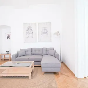 Апартаменты Heymi Stadtpark, Вена