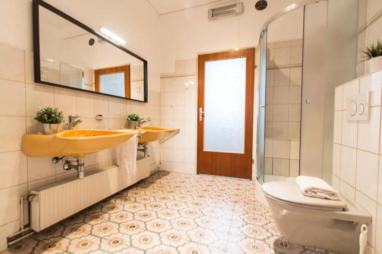 Apartment Mandlgasse I Contactless Check-In  Vienna