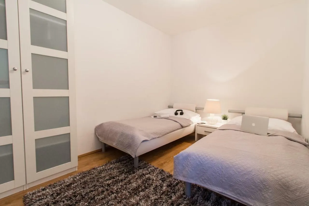 Apartment Mandlgasse I Contactless Check-In 0*, Vienna